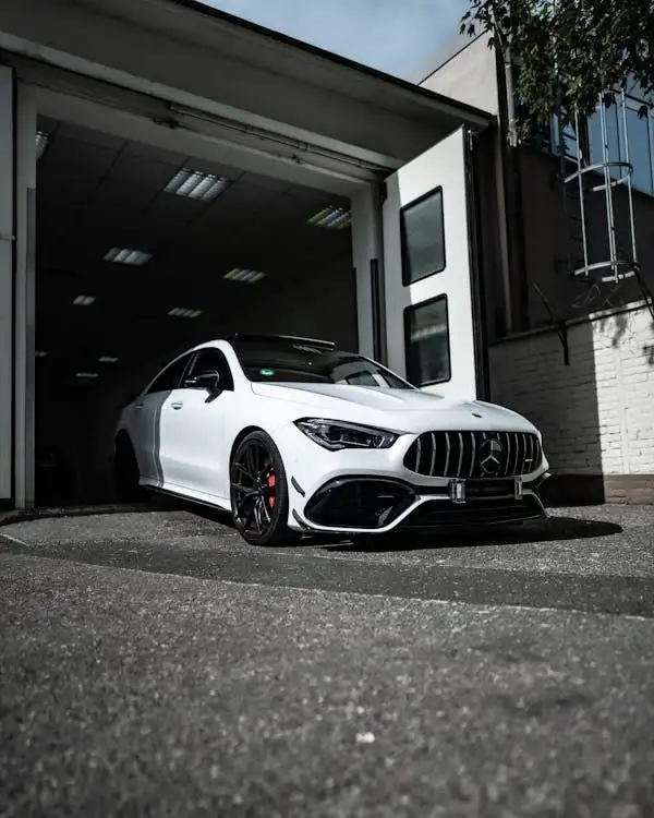 استكشاف أعلى مرسيدس-AMG نماذج مصممة خصيصا دول مجلس التعاون الخليجي أنماط الحياة مزج الفخامة والأداء والابتكار. اكتشاف الكمال AMG على الطرق الخاصة بك!